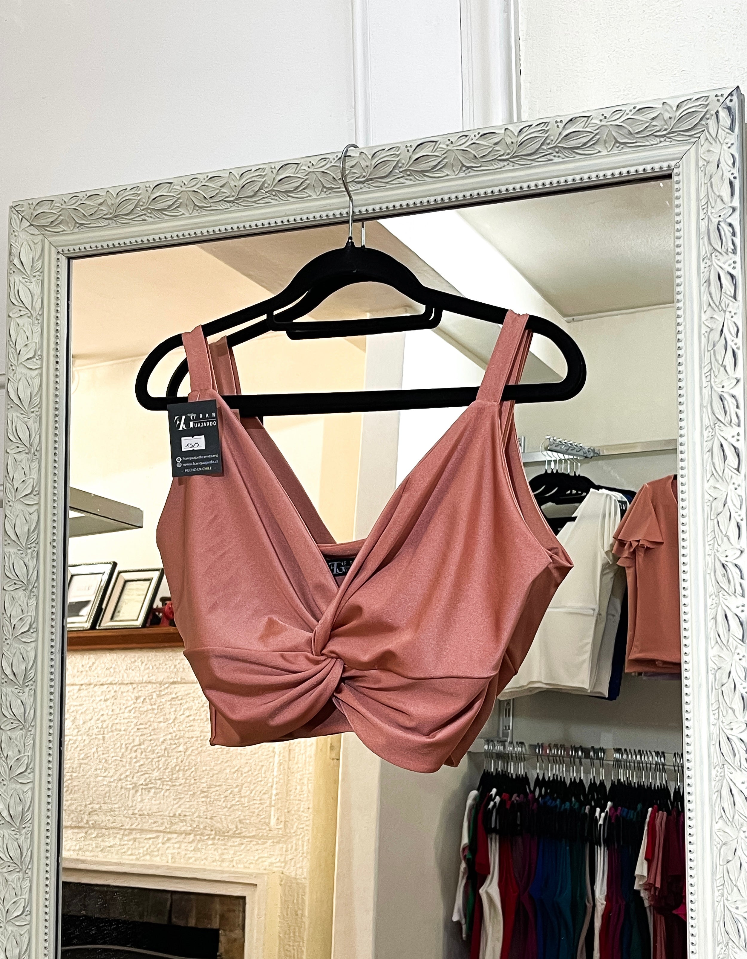 Croptop Nudo